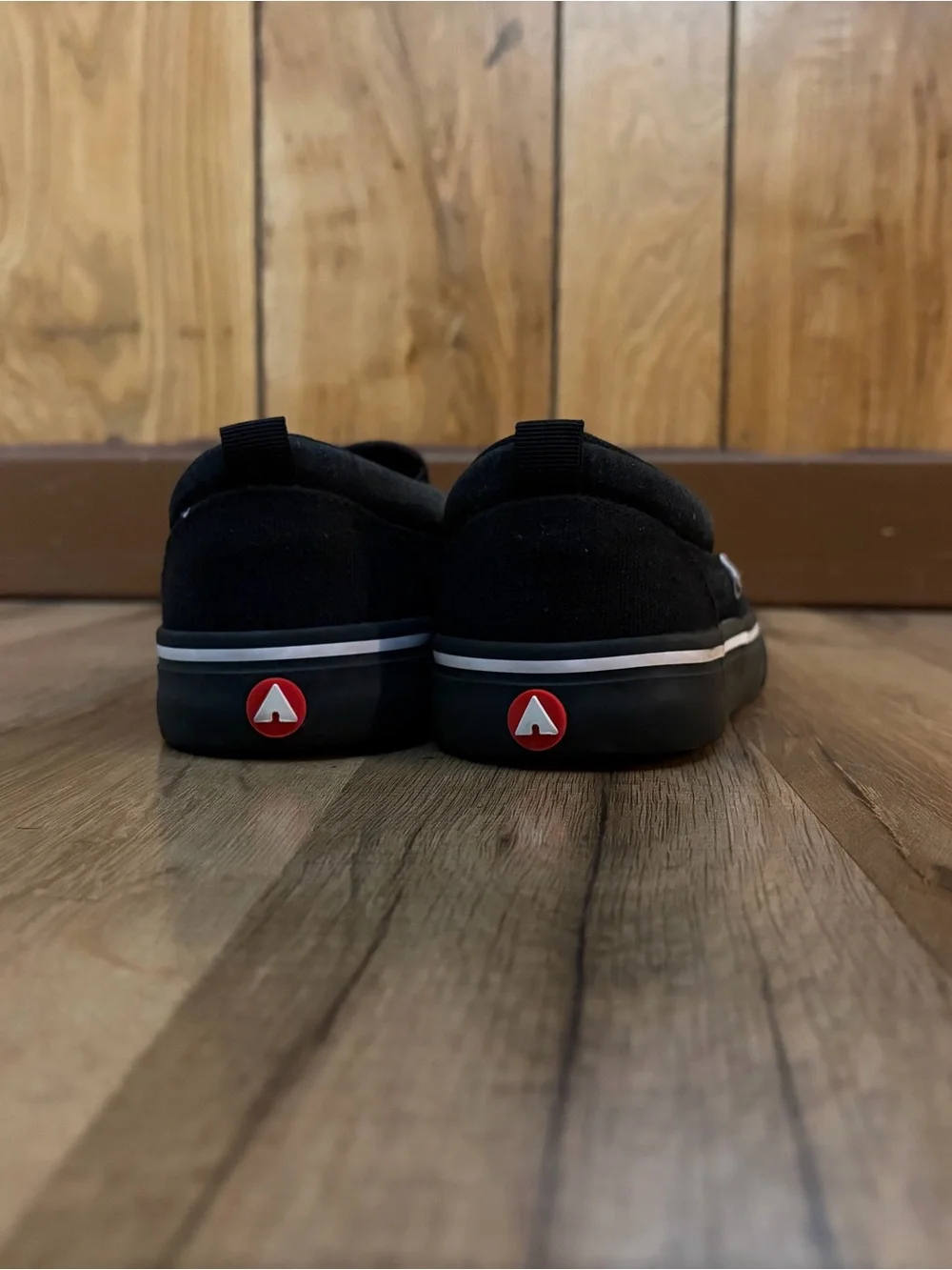 Boys Size 3 Airwalk-Side Kick Black w/ Skeleton Print Canvas Slip Ons